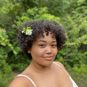 Meet your Posher, Kaitlyn